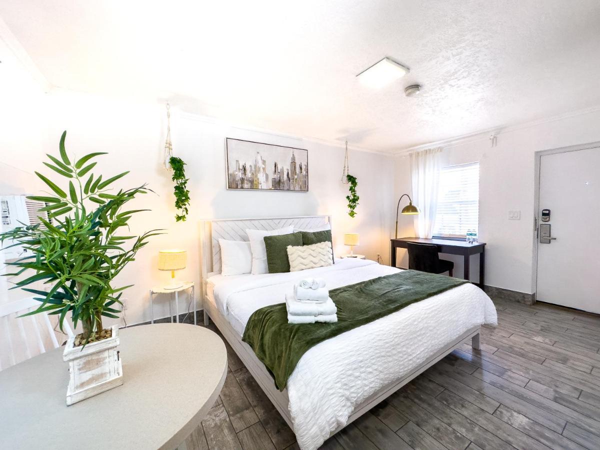 1K Bed Studio Apt With Shared Pool 02 克利尔沃特 外观 照片