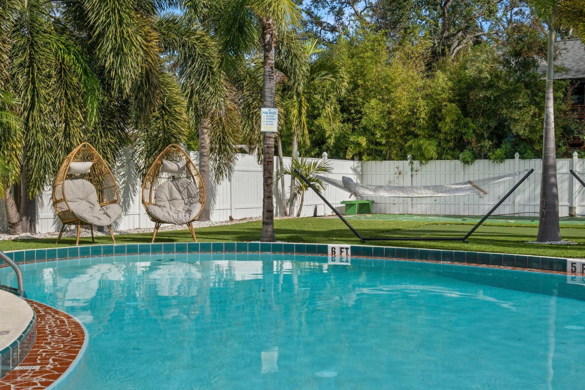 1K Bed Studio Apt With Shared Pool 02 克利尔沃特 外观 照片